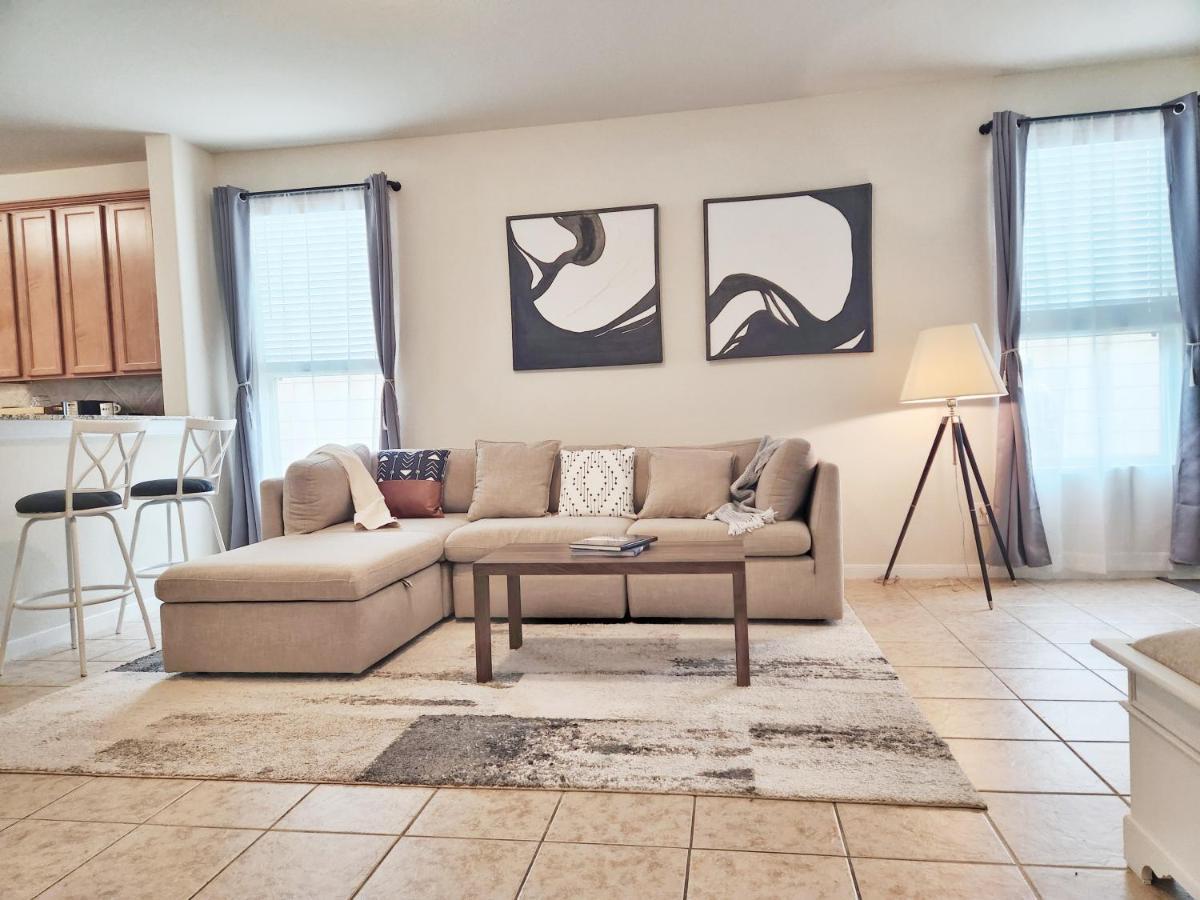4 Bedroom Home Near Downtown Med Center Nrg Stadium Pearland Skyview Long By Ion Rentals Хьюстон Экстерьер фото