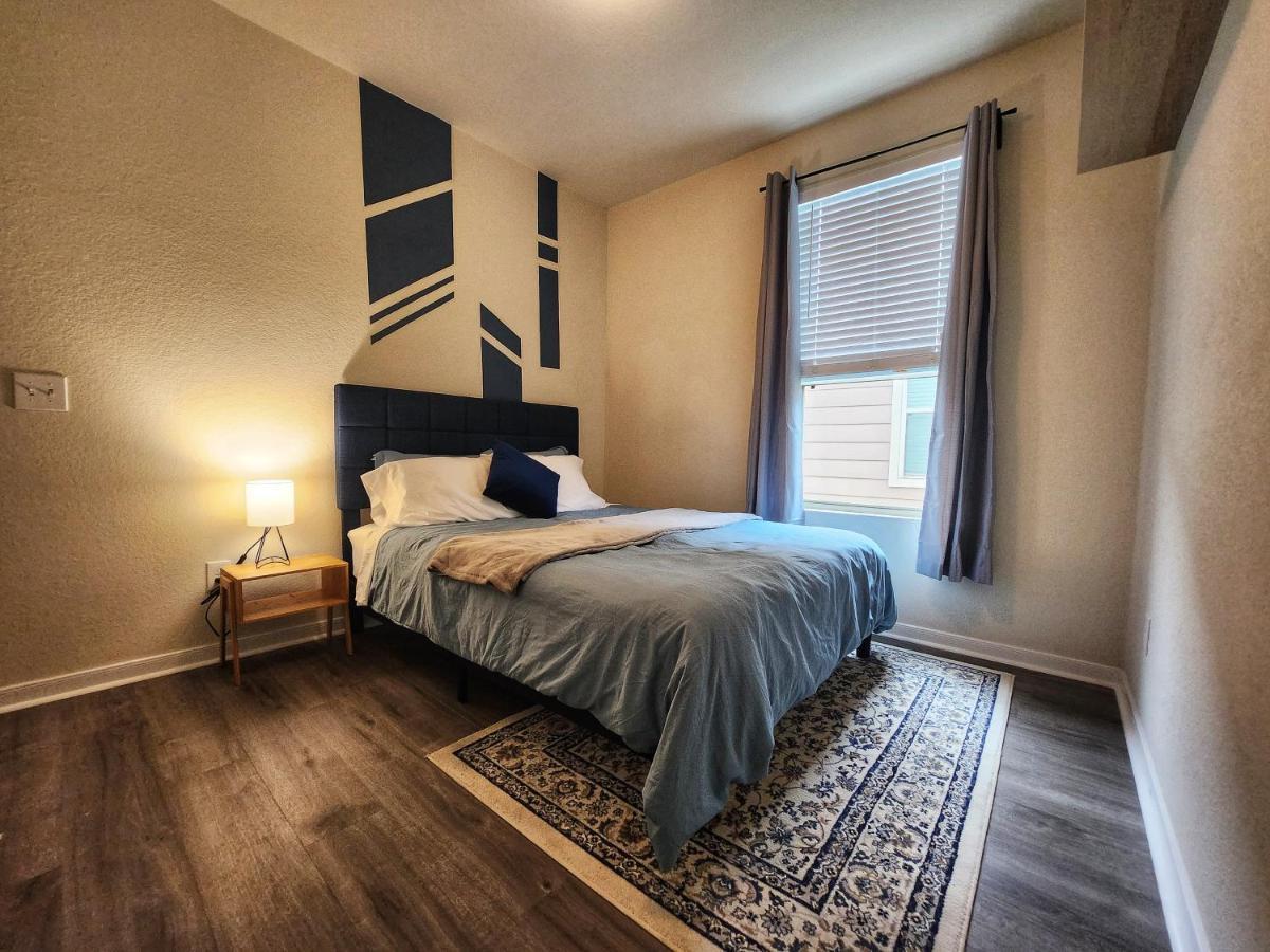 4 Bedroom Home Near Downtown Med Center Nrg Stadium Pearland Skyview Long By Ion Rentals Хьюстон Экстерьер фото